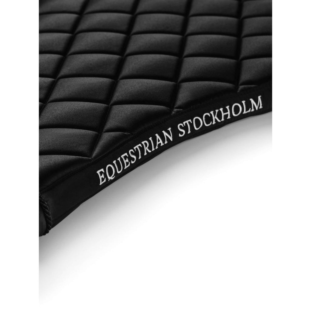 Equestrian Stockholm Schabracke Line Dressur Schwarz