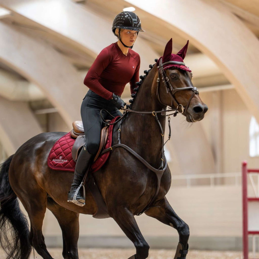 Equestrian Stockholm Schabracke Line Springen Bordeaux