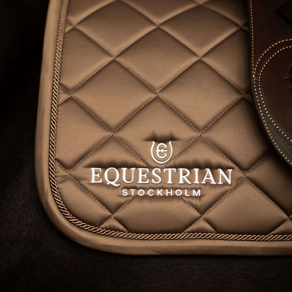 Equestrian Stockholm Schabracke Line Springen Champagne