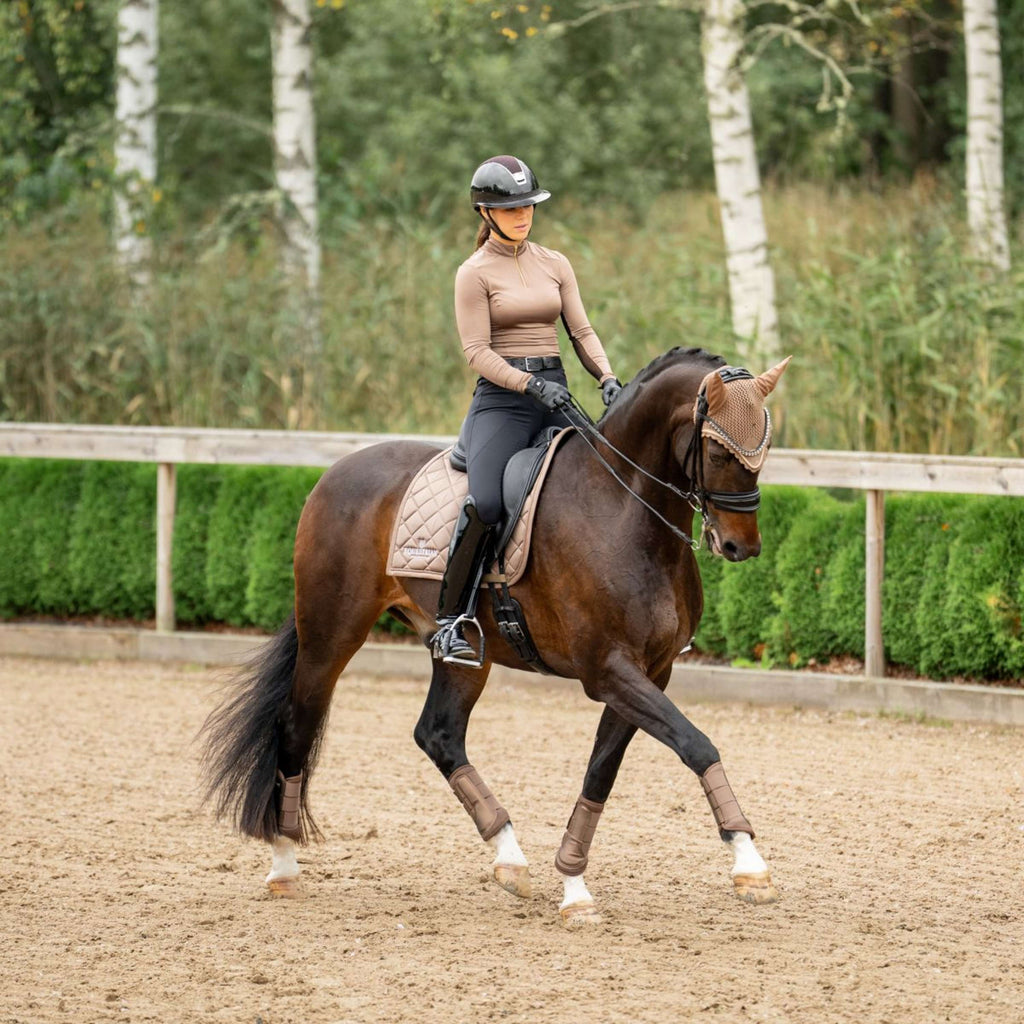 Equestrian Stockholm Schabracke Line Dressur Champagne