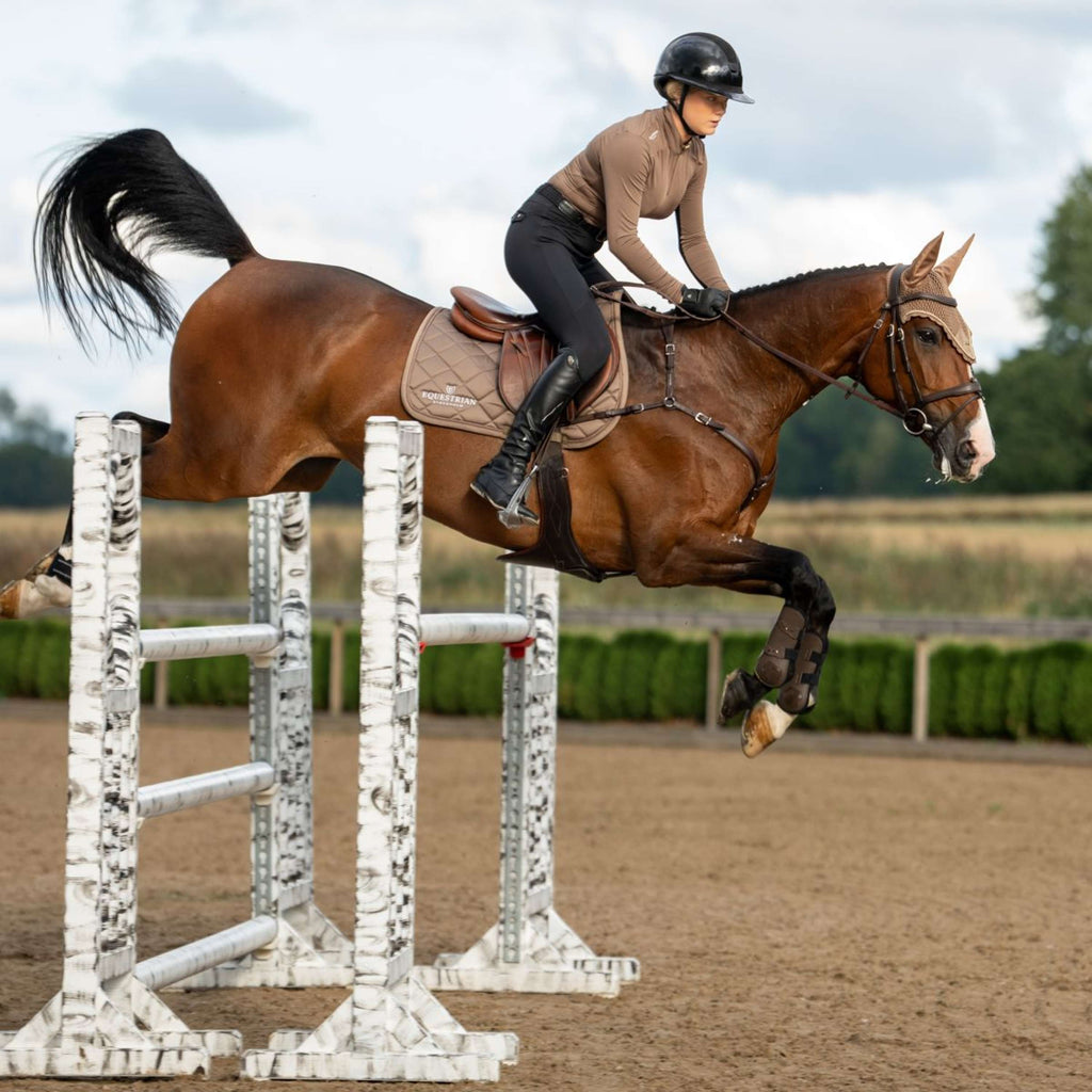 Equestrian Stockholm Schabracke Line Springen Champagne