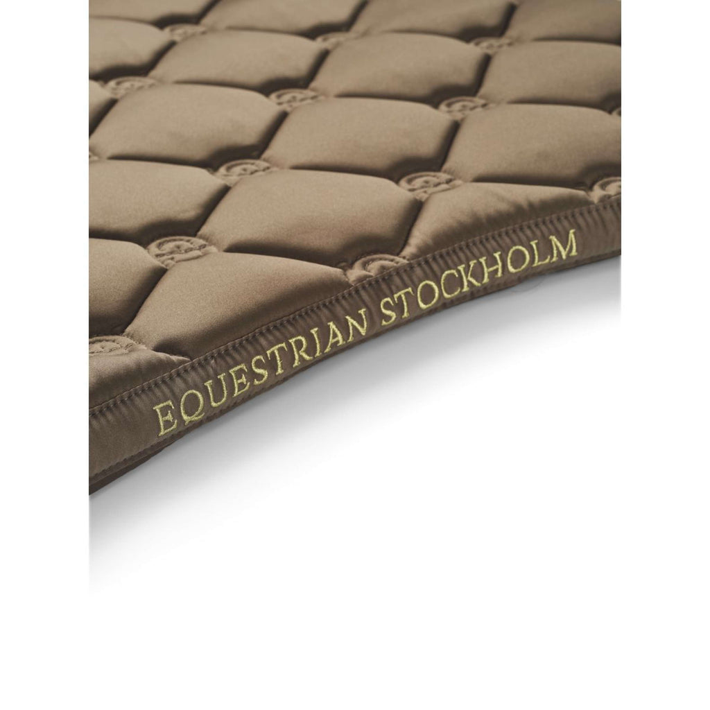 Equestrian Stockholm Schabracke Dressur Champagne
