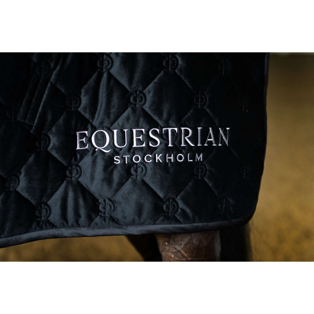 Equestrian Stockholm Fleecedecke Velvet Schwarz