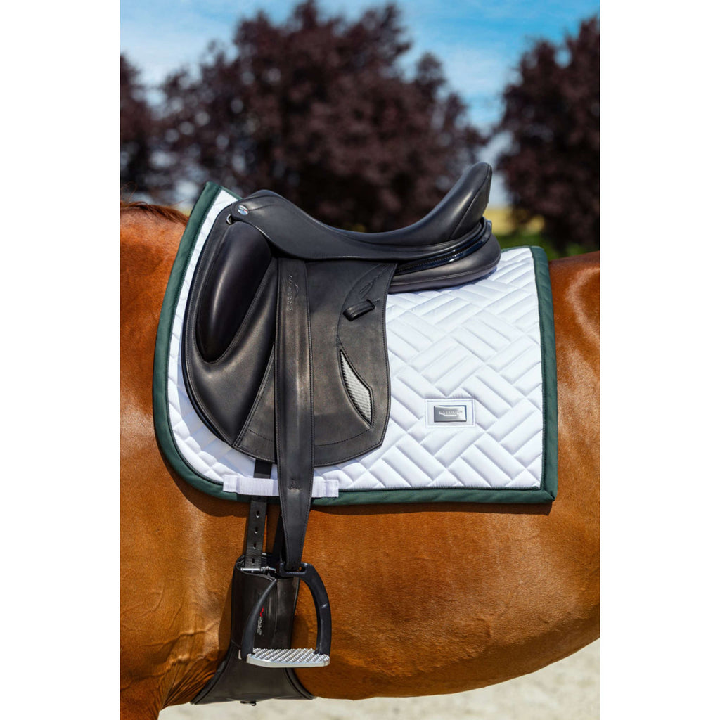 Equestrian Stockholm Schabracke Modern Dressur Weiß/Sycamore Green