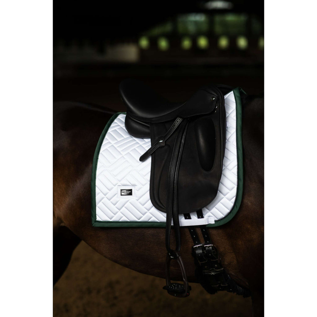 Equestrian Stockholm Schabracke Modern Dressur Weiß/Sycamore Green