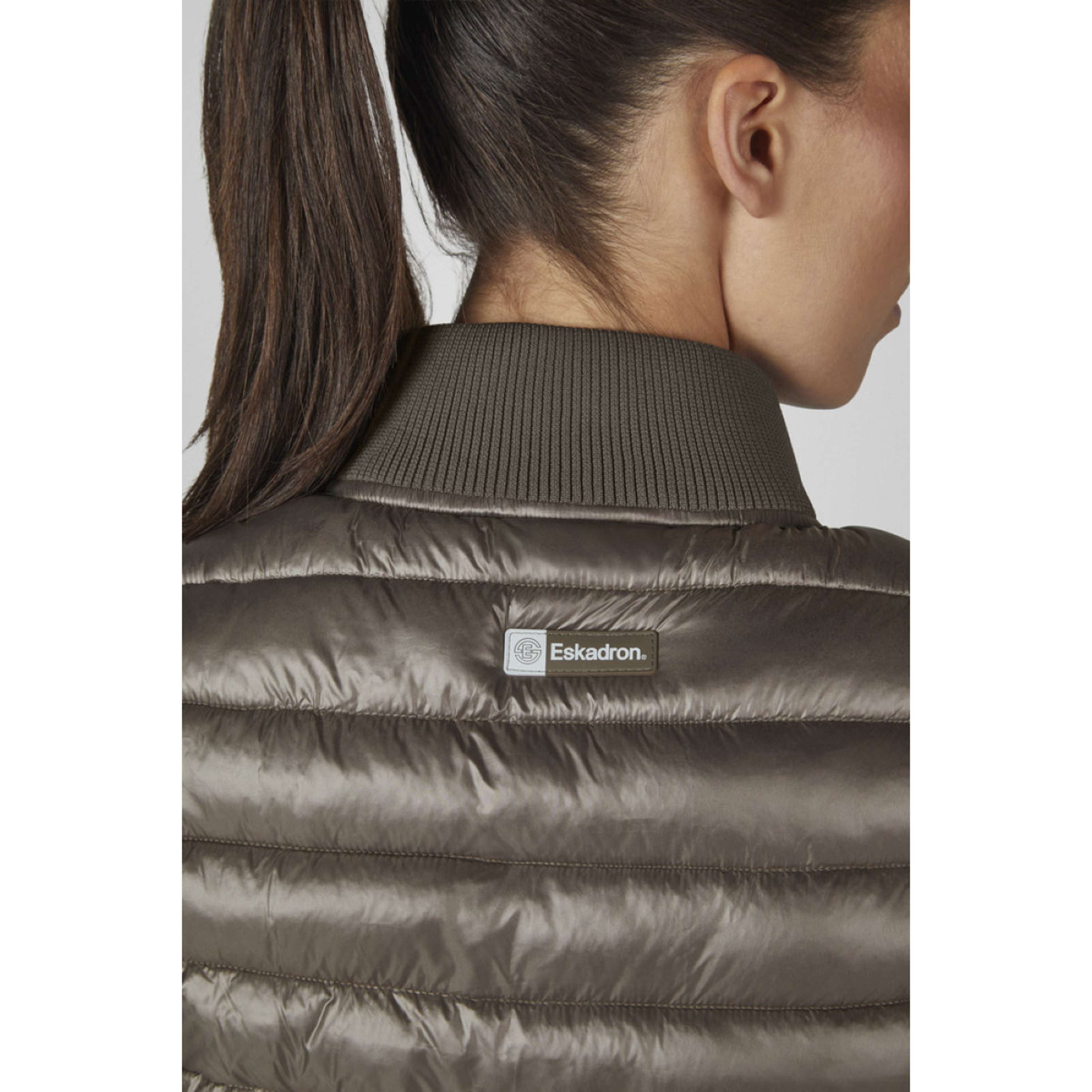 Eskadron Weste Dynamics Hybrid Powdertaupe