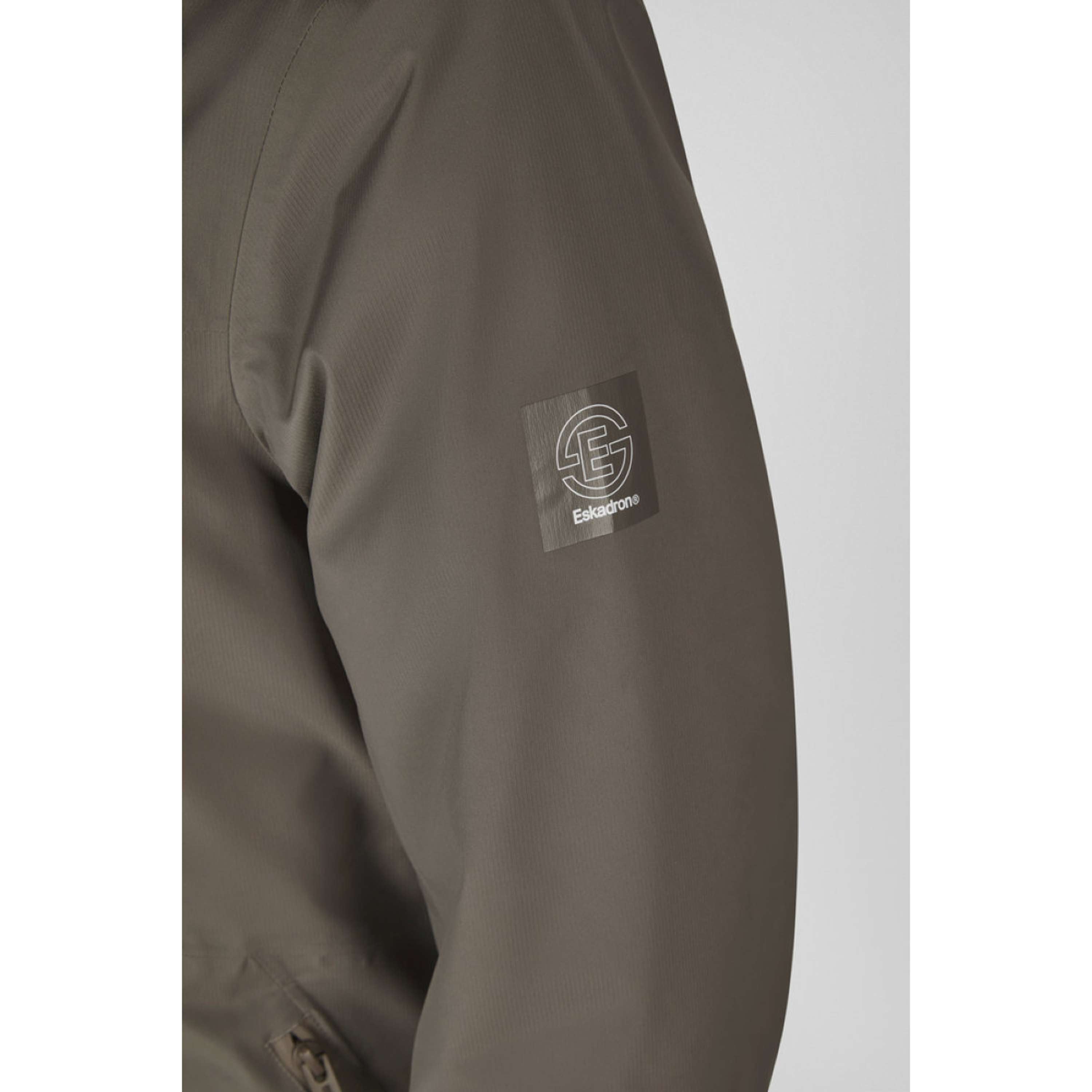 Eskadron Jacke Dynamics Waterproof Powdertaupe