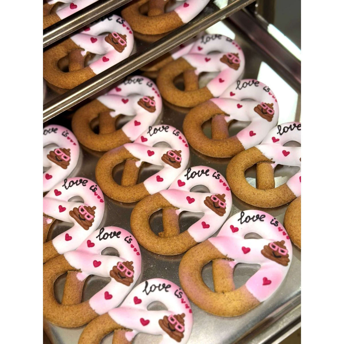 Candy Horse Love Kekse Iced Pretzel