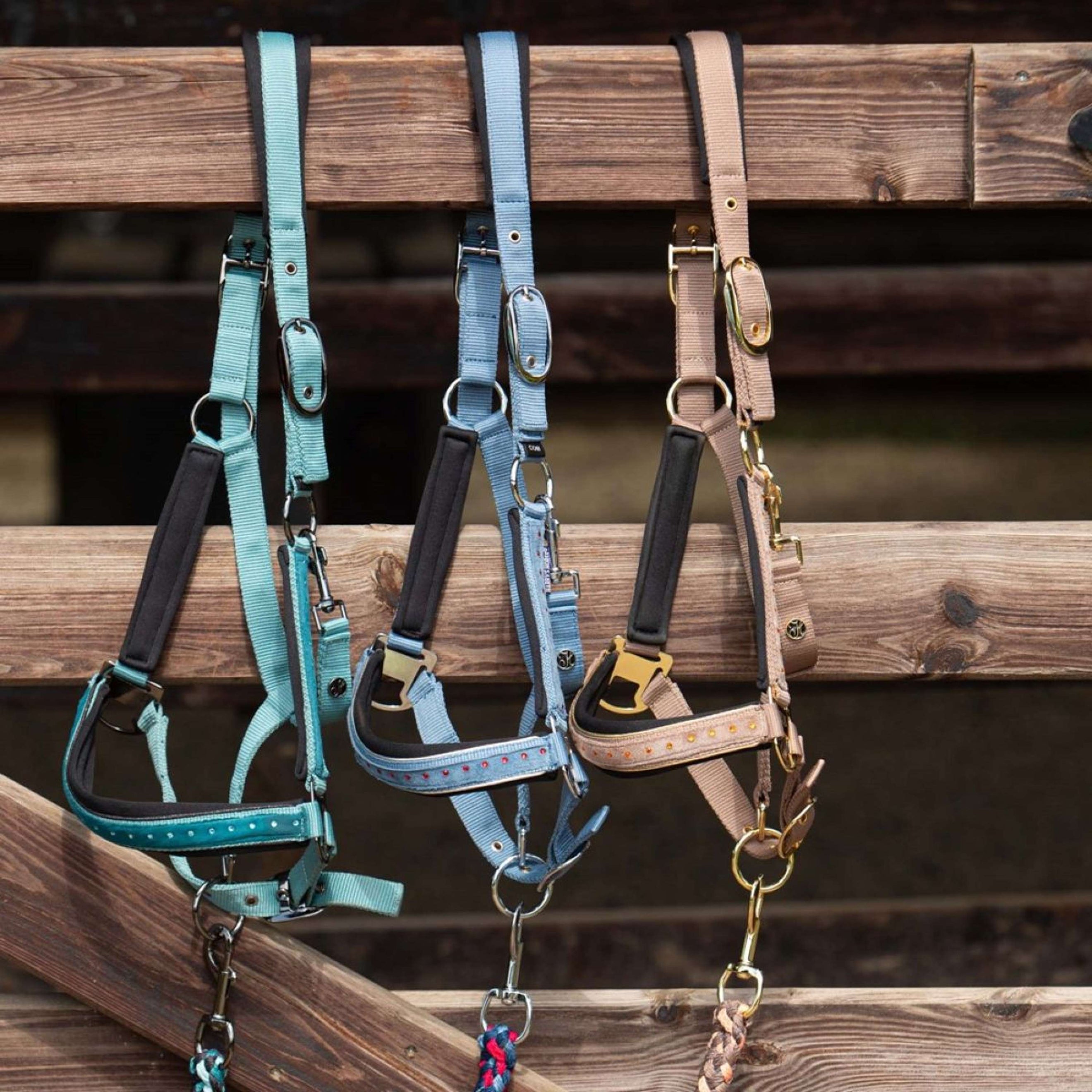 Harry's Horse Halfterset Crystal Teal Harry's Horse Halfterset Crystal Teal