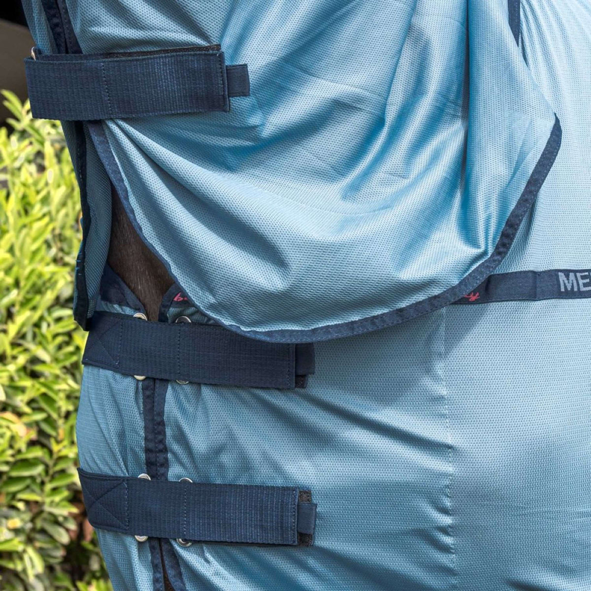 Harry's Horse Fliegendecke Mesh-Pro Belly Blue Heaven