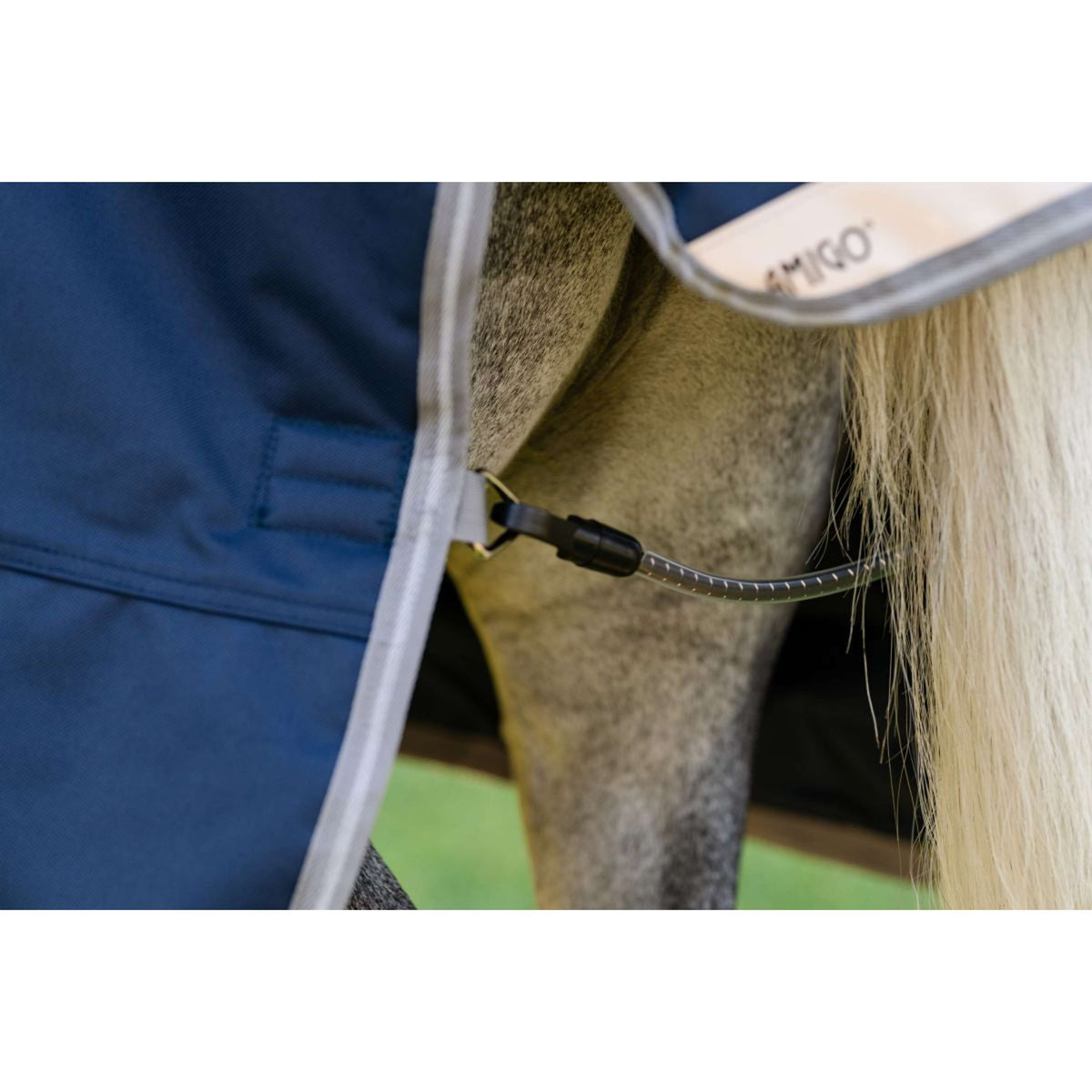Amigo Turnout 1200D Plus Pony 50g Marineblau/Titangrau/Silber