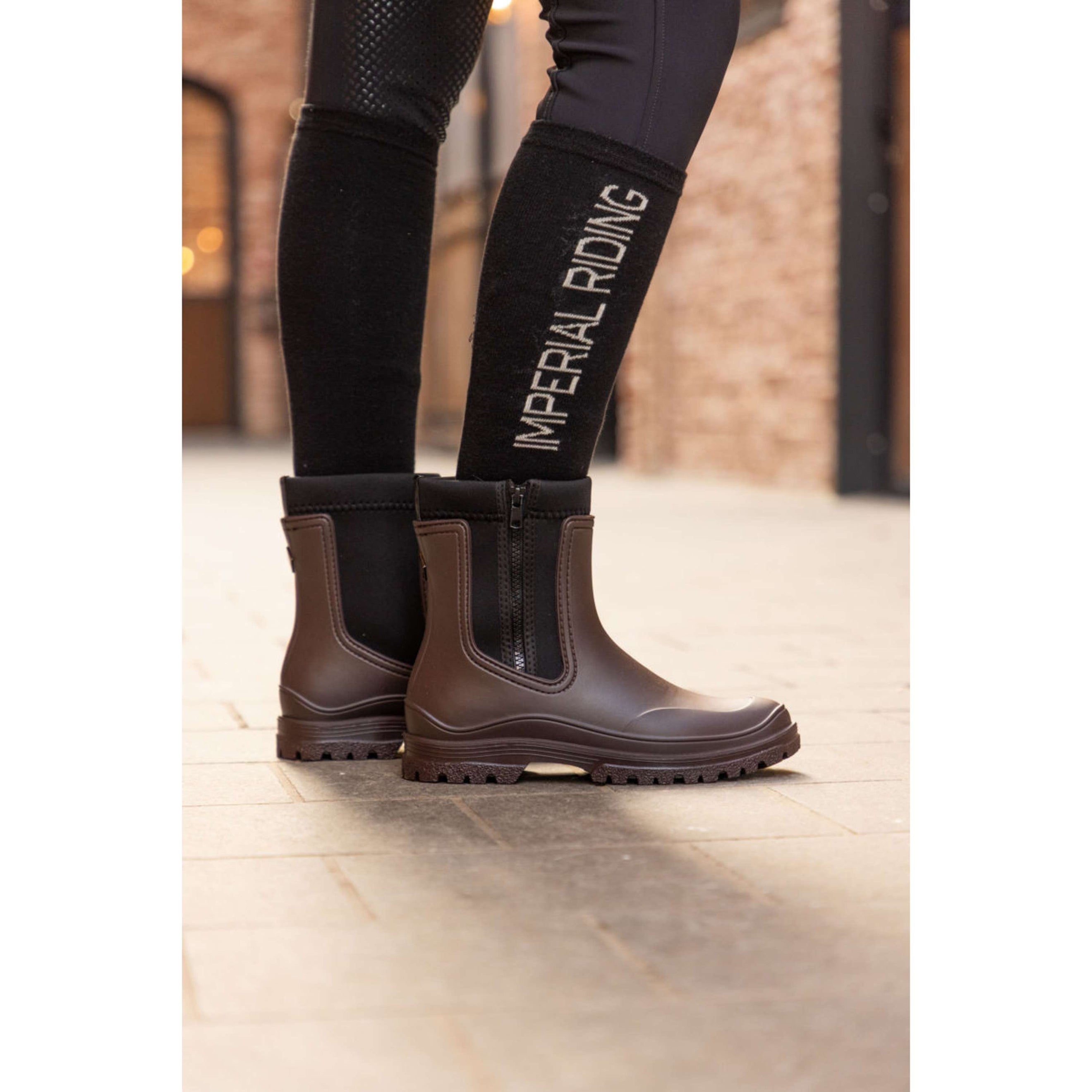 Imperial Riding Stallschuhe IRH Dunkel Braun