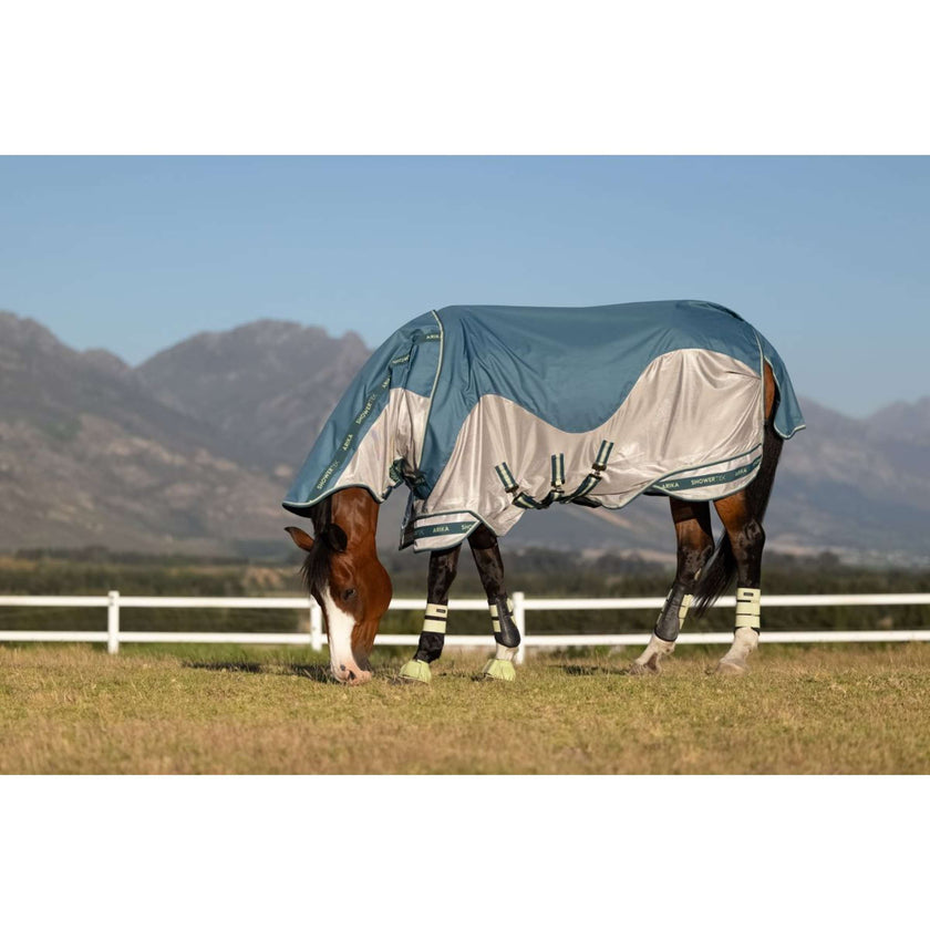 LeMieux Fliegendecke Arika Camo Shower-Tek Abnehmbarer Hals Jungle LeMieux Fliegendecke Arika Camo Shower-Tek Abnehmbarer Hals Jungle