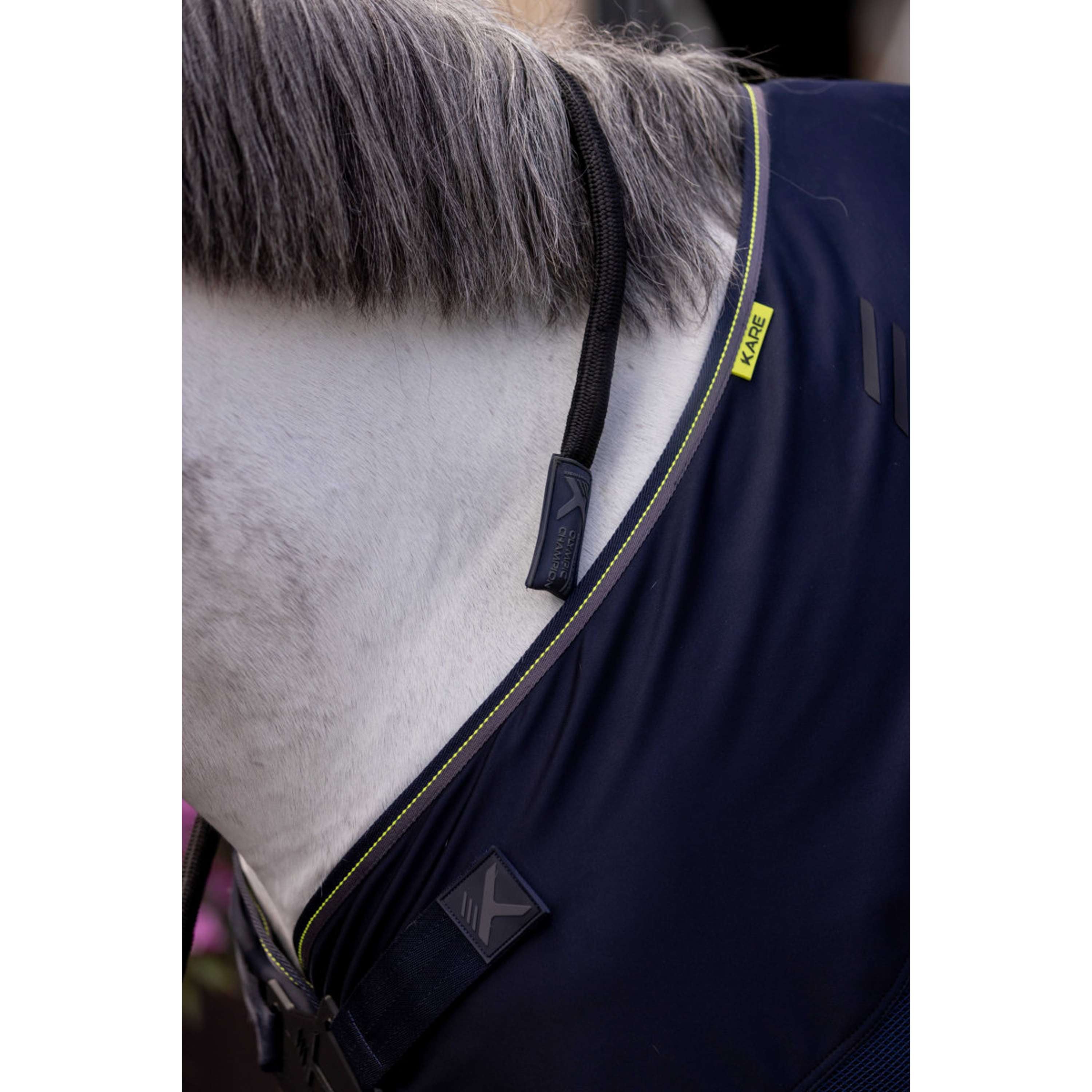 K by EQUITHÈME Führstrick Triton mit Karabinerhaken Schwarz