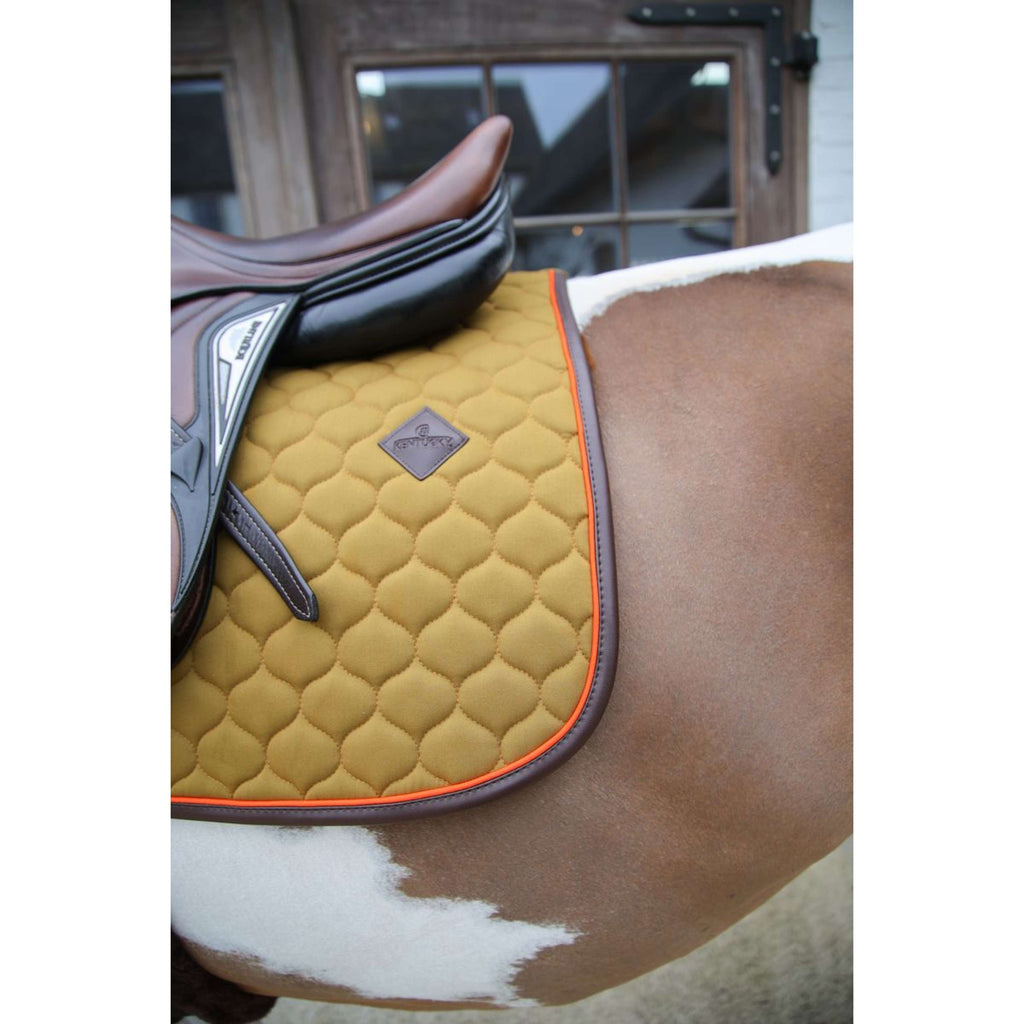 Kentucky Horsewear Schabracke Onion Quilt Leather Neon Springen Kaki