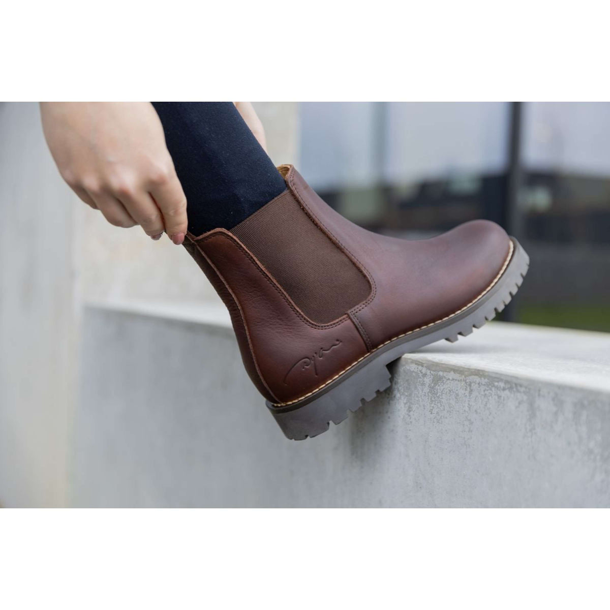 Dyon Chelsea Boots Braun
