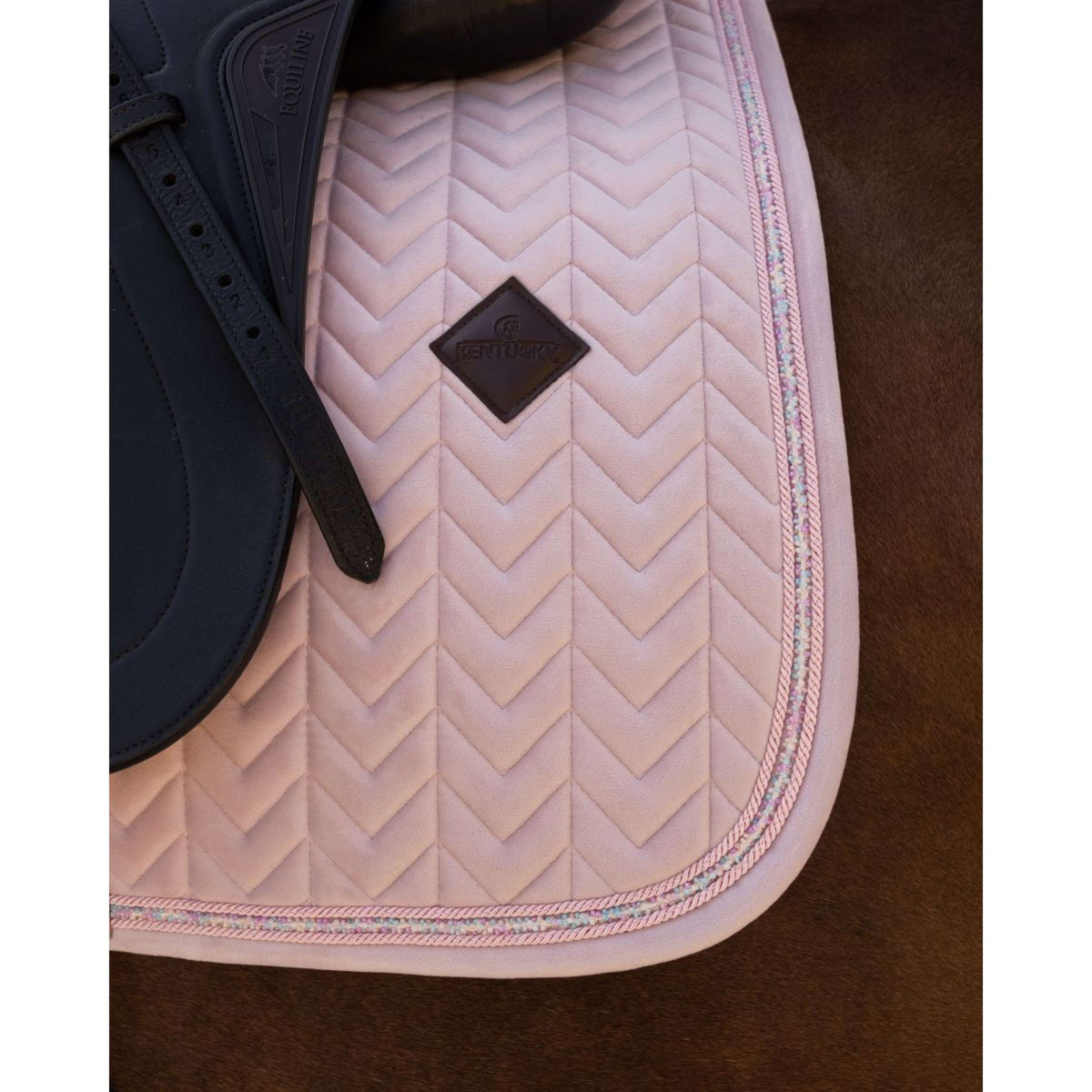 Kentucky Schabracke Velvet Mini Pearls Dressur Old Rose