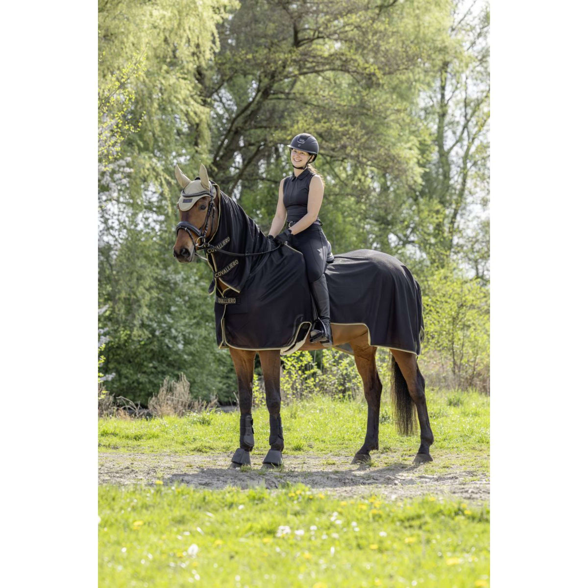 Covalliero Ausreitdecke SS26 Schwarz