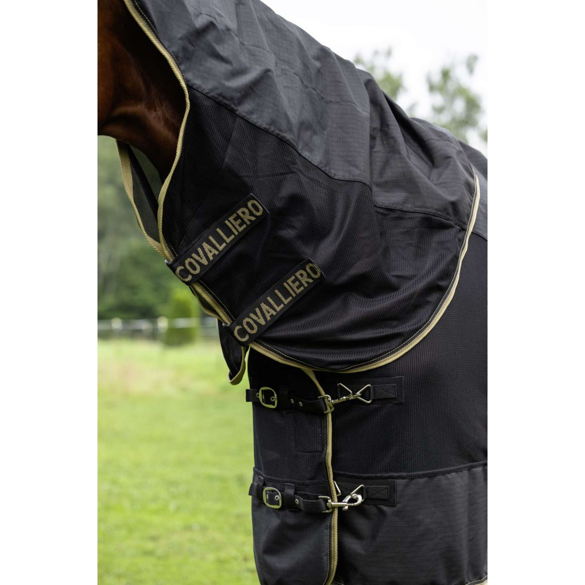 Covalliero Regendecke SS26 Schwarz