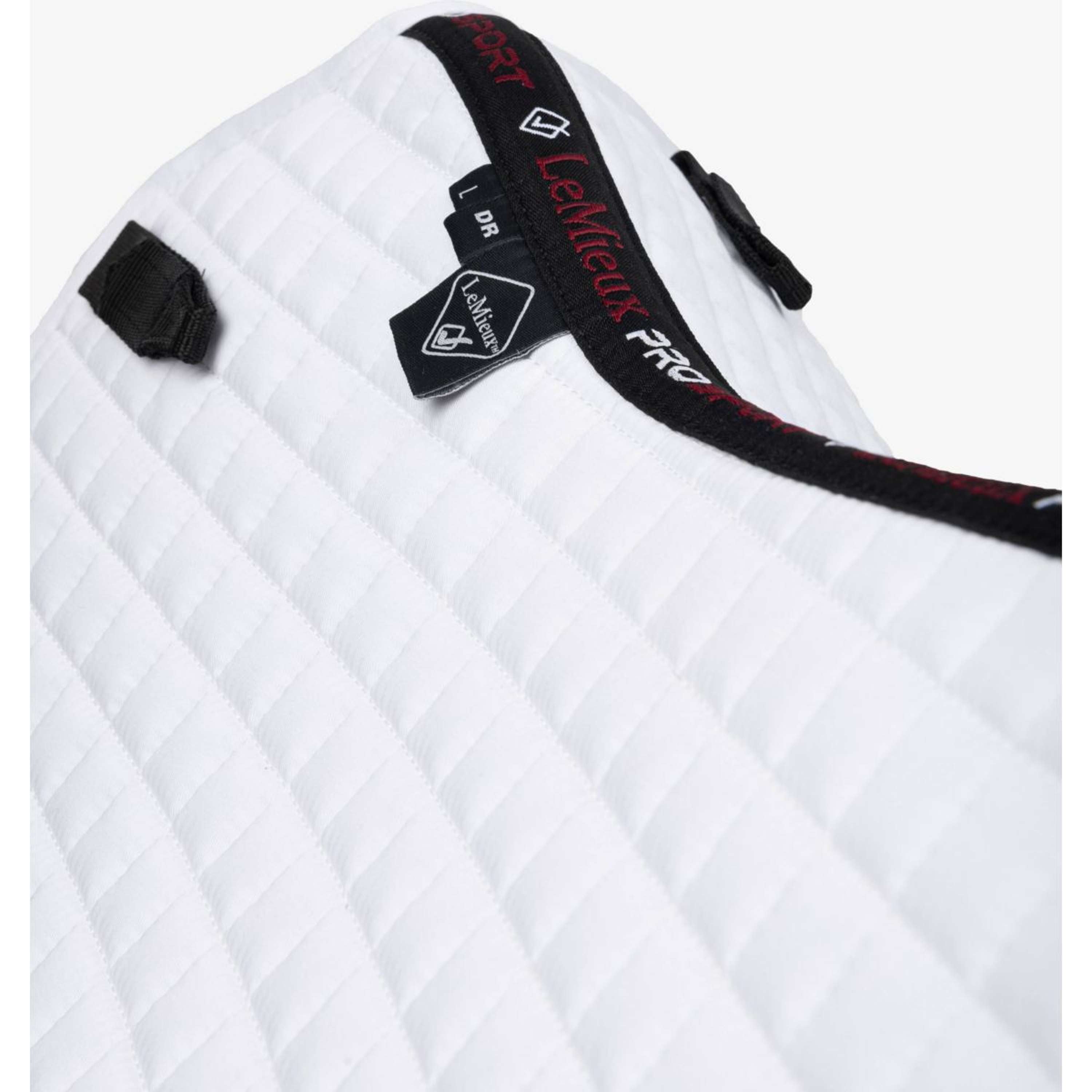 LeMieux Zadeldekje Prosport Plain Square D-Ring Dressuur Wit LeMieux Zadeldekje Prosport Plain Square D-Ring Dressuur Wit
