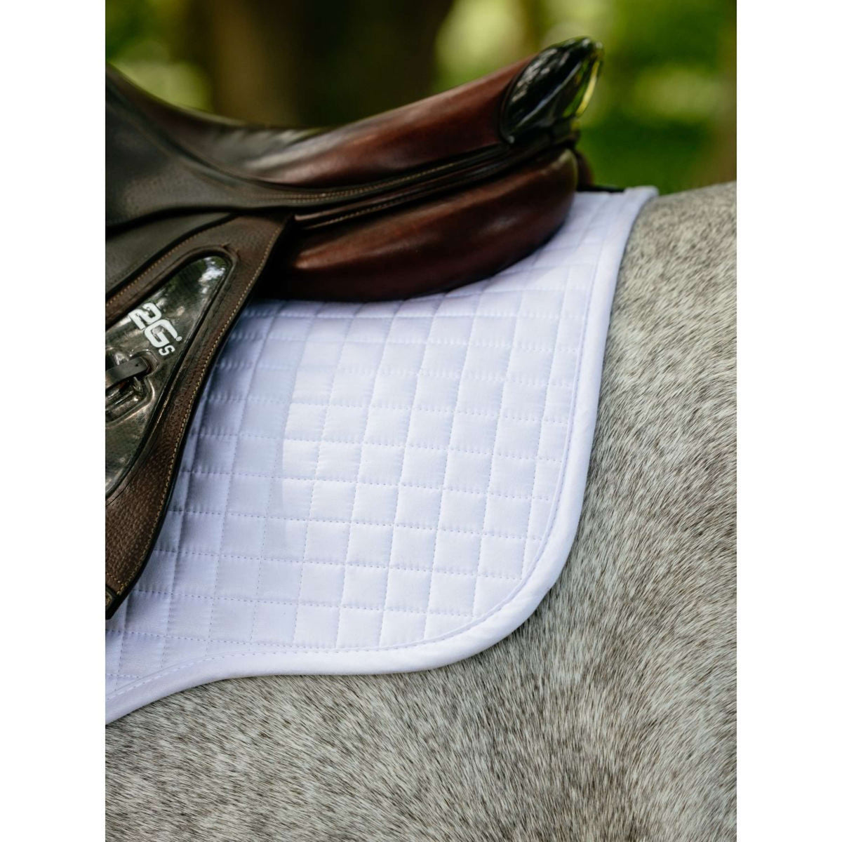 LeMieux Schabracke Suede Square Vielseitigkeit Weiß