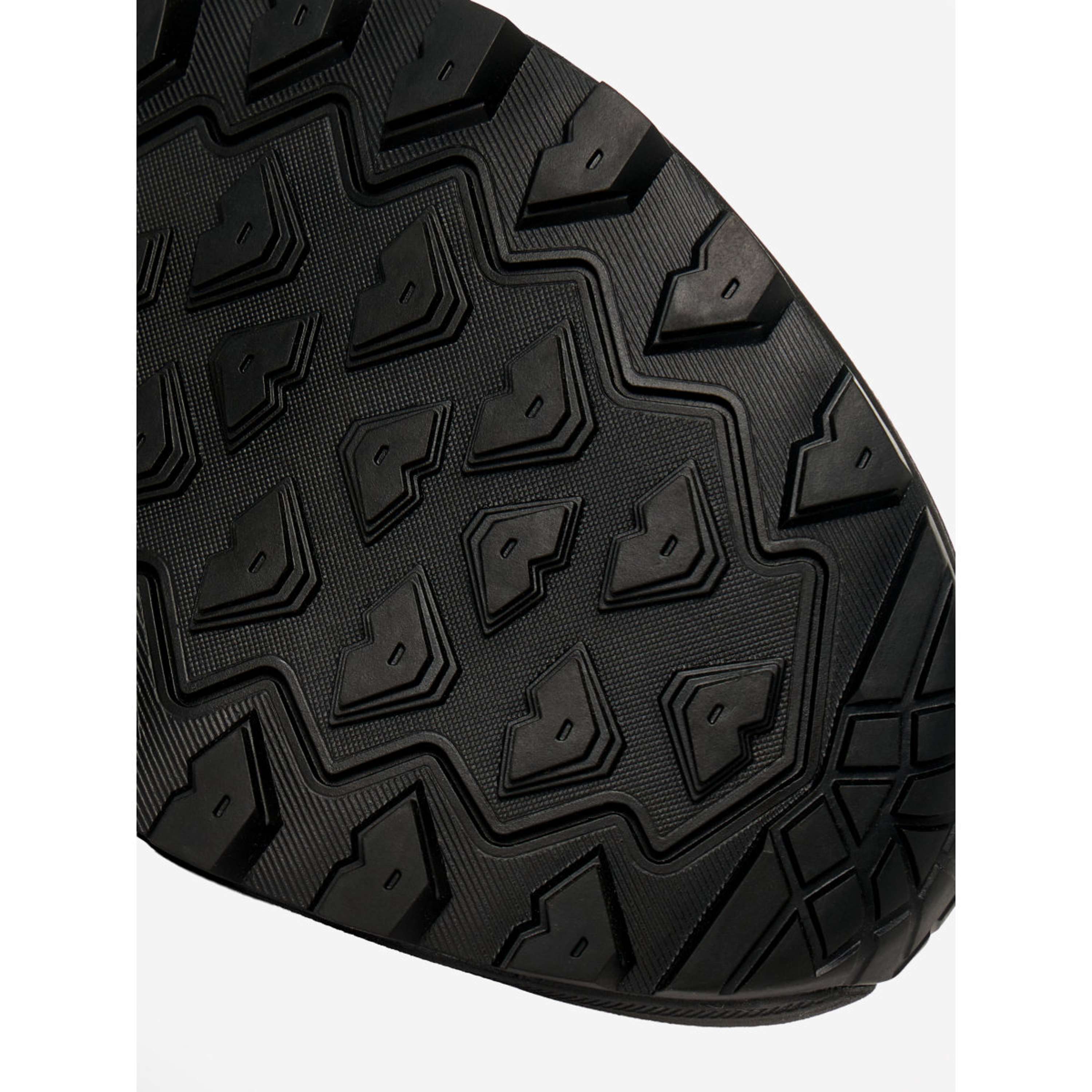 LeMieux Stallschuhe Cavara Performance High Top Schwarz