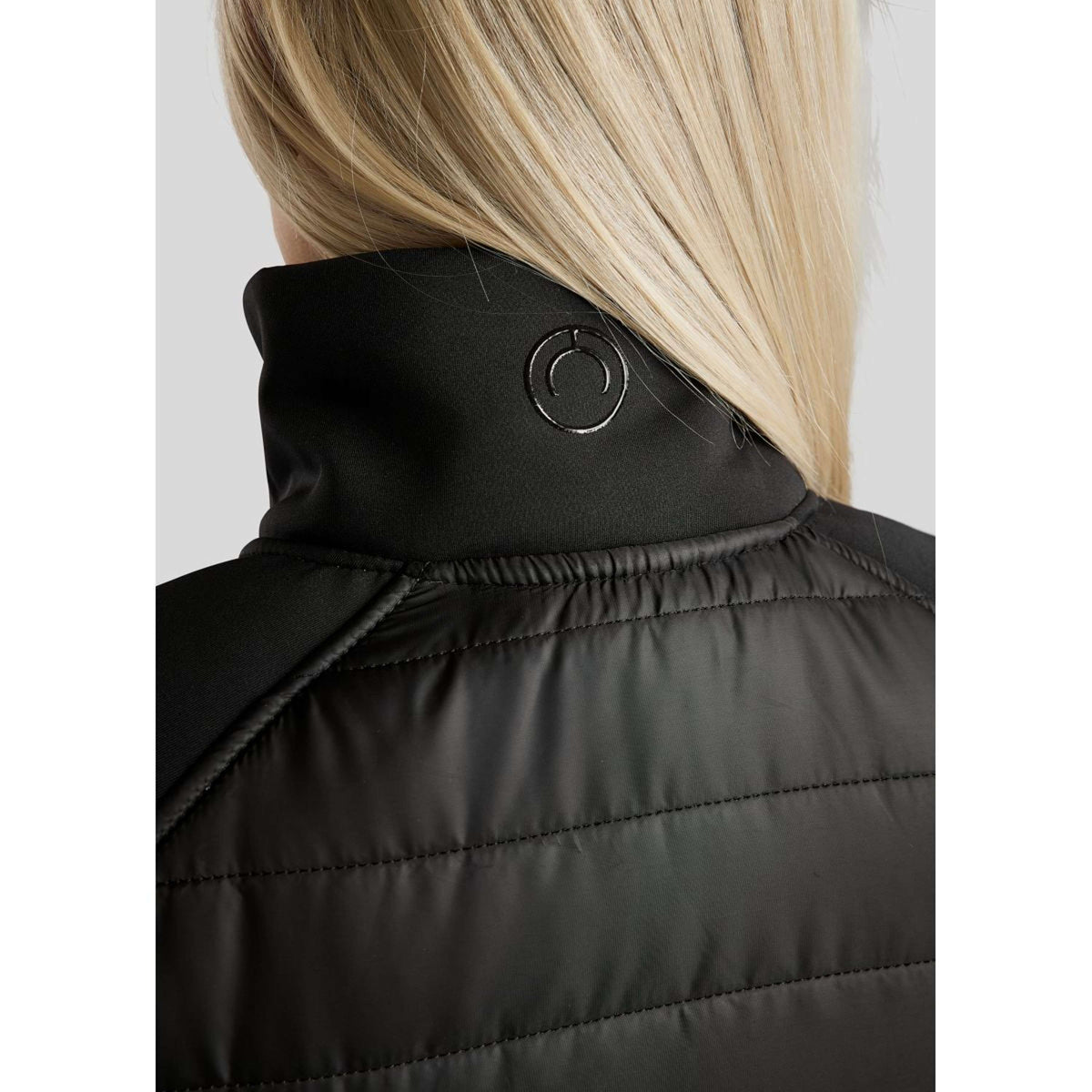 Montar Jacke Emma Schwarz