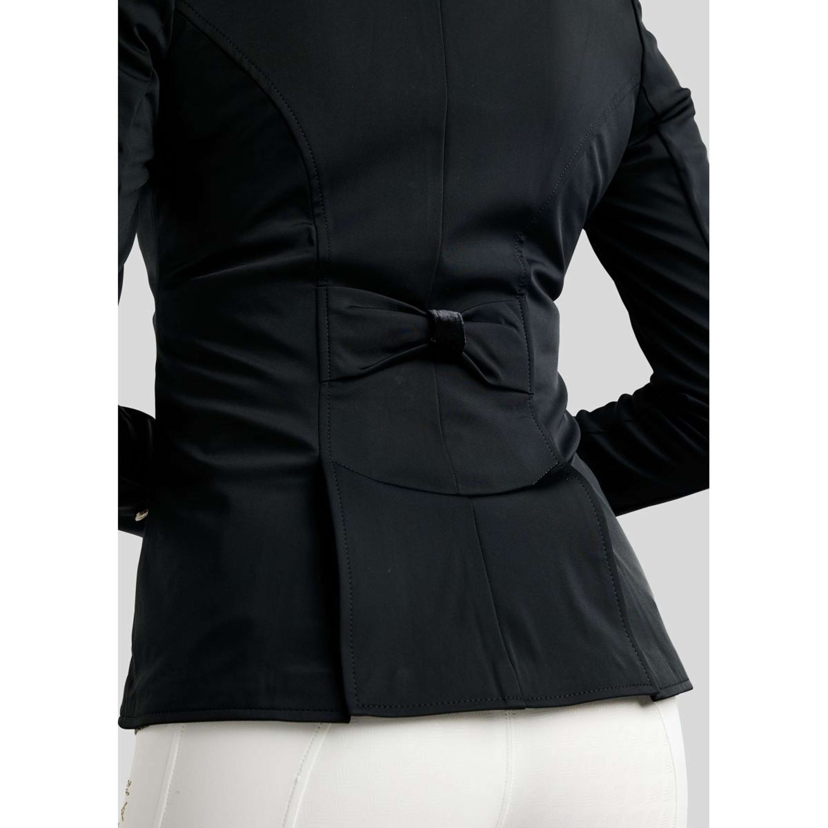 Montar Turnierjacket MoValerie Short Velvet Details Golden Quartz Crystals Schwarz
