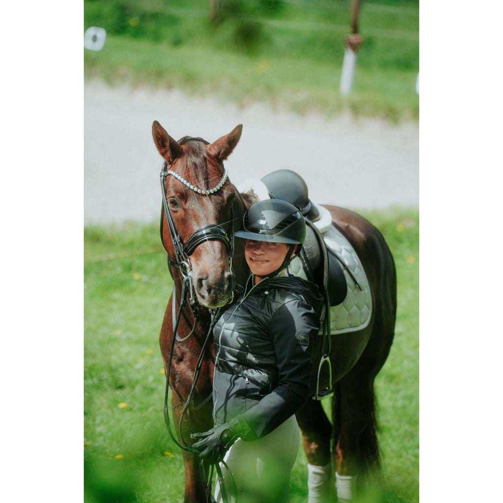 Pikeur Reithelm AirLuxe Pure Langer Schirm Schwarz