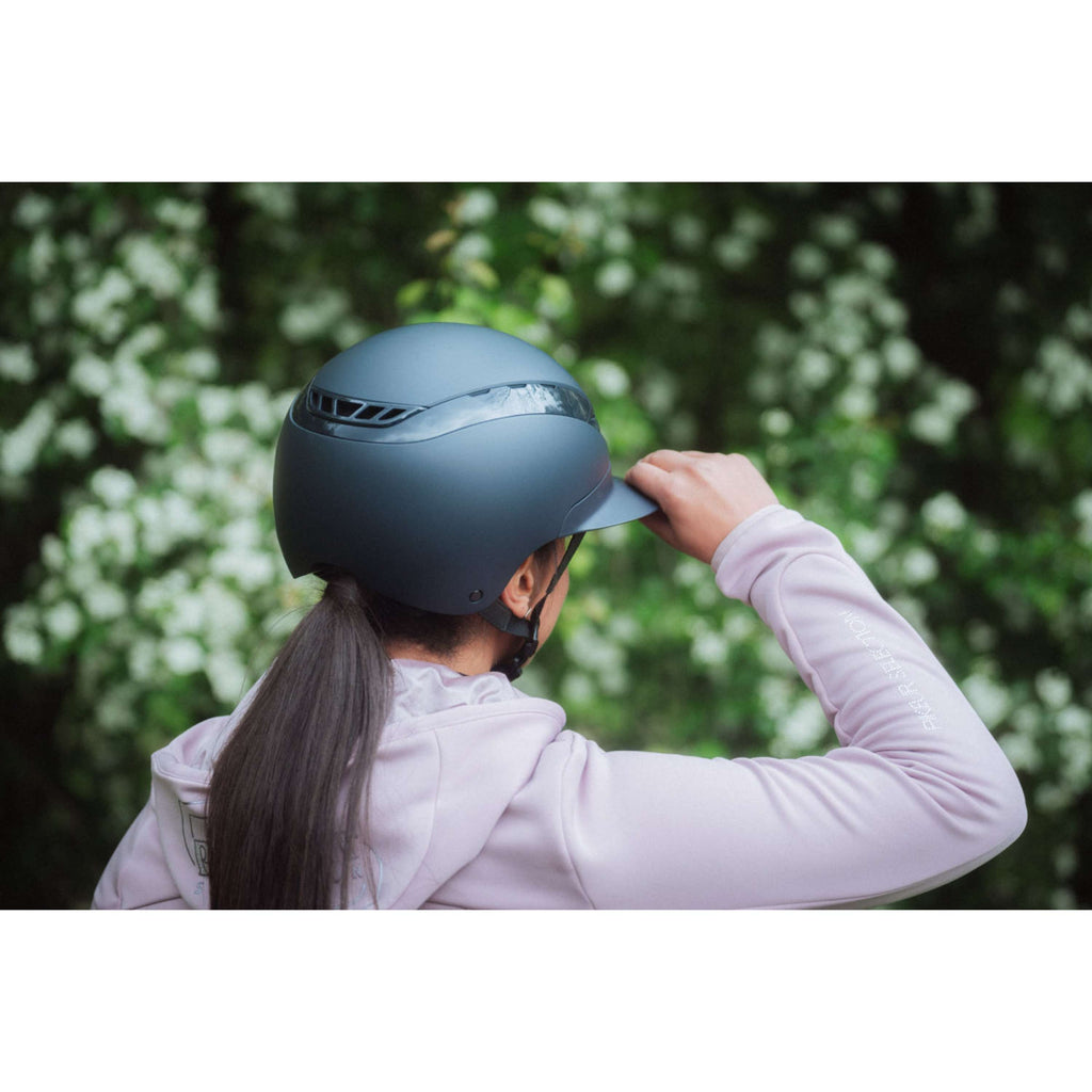 Pikeur Reithelm AirLuxe Pure Langer Schirm Midnight Blue