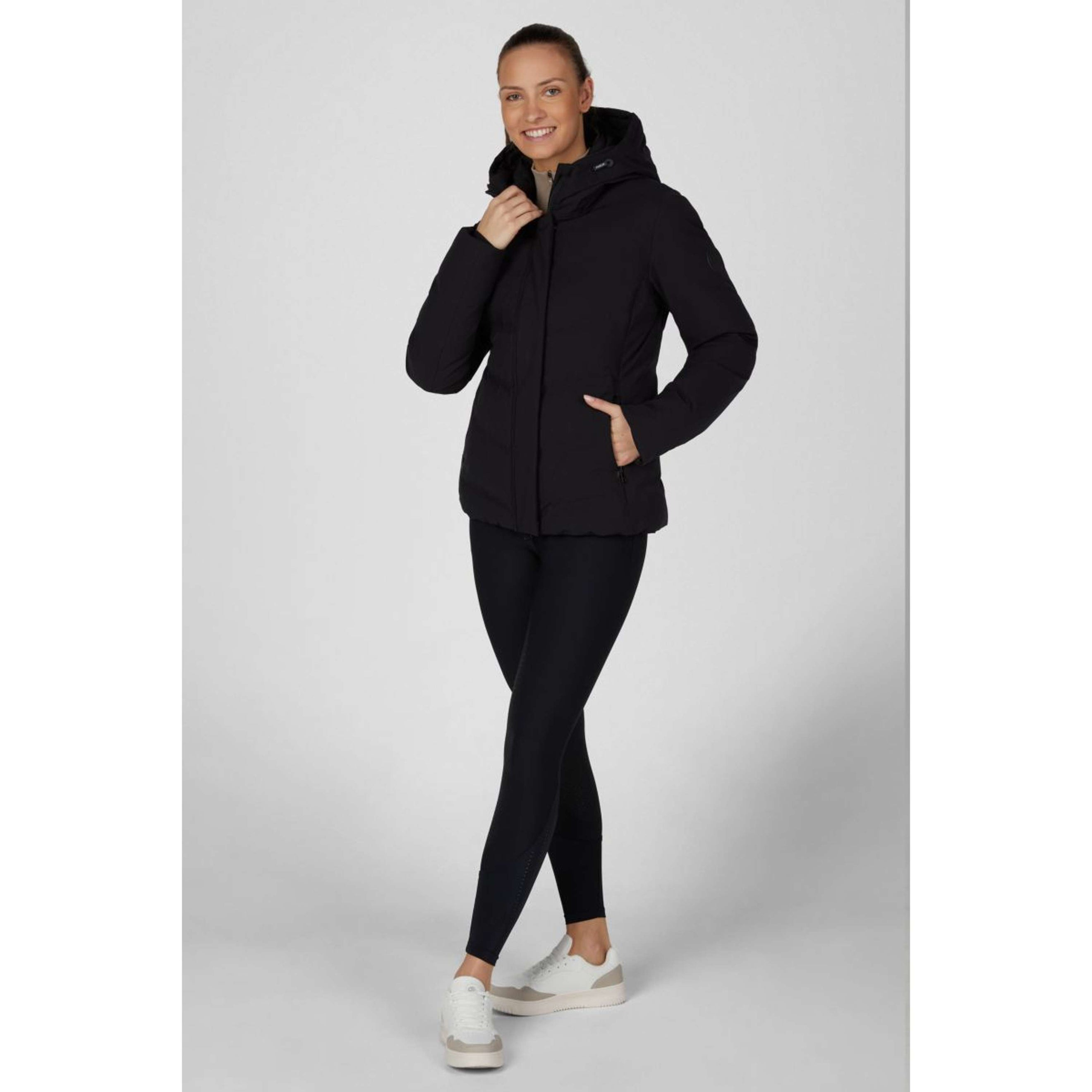 Pikeur Jacke Waterproof Athleisure AW26 Schwarz Pikeur Jacke Waterproof Athleisure AW26 Schwarz
