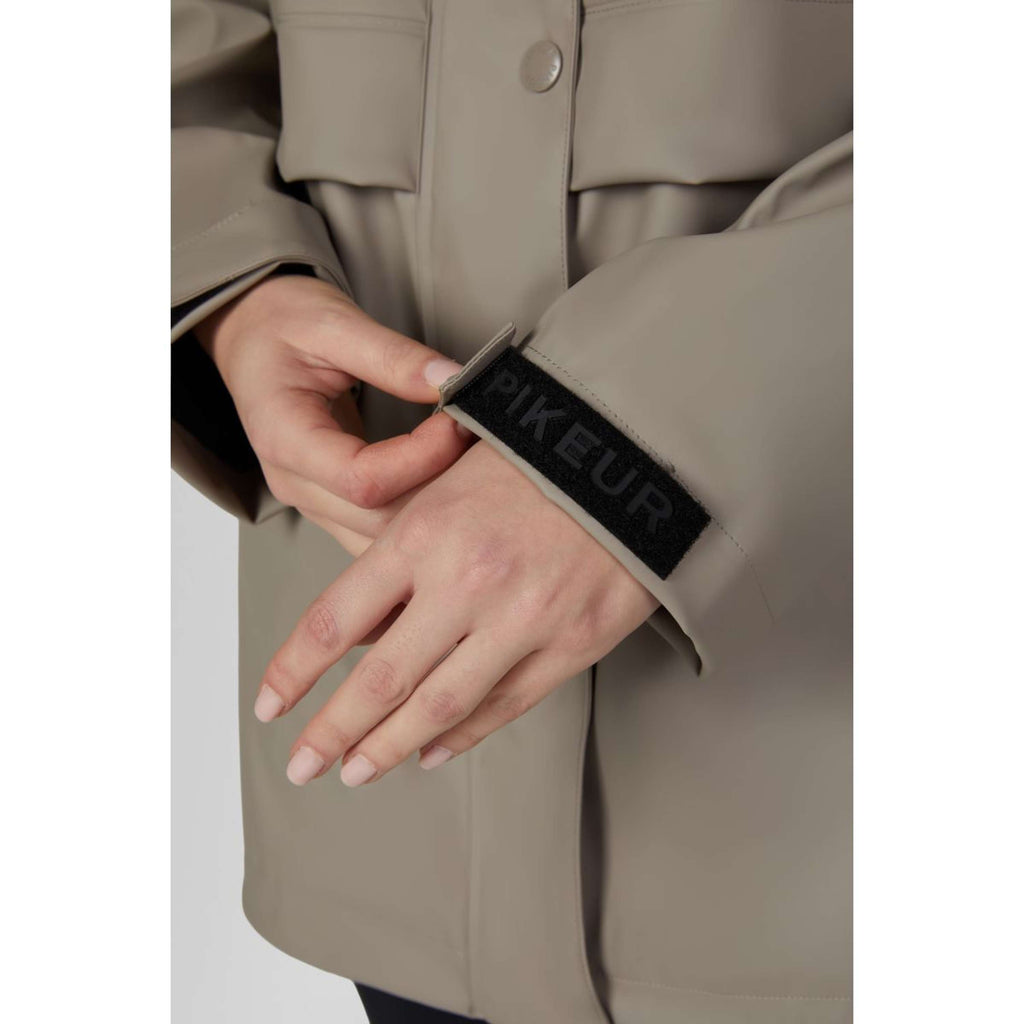 Pikeur Regenjacke Cape Athleisure AW26 Mocha Cream