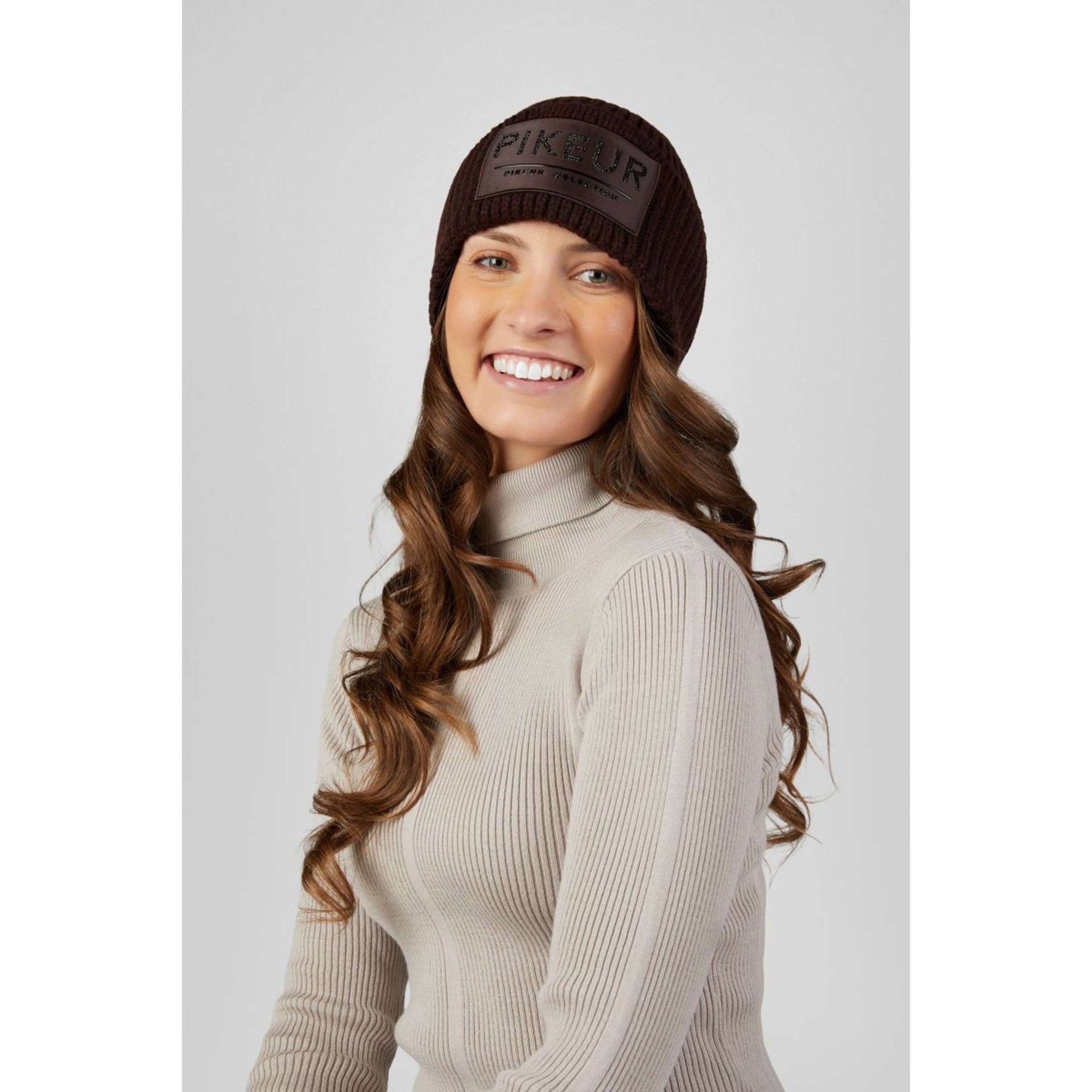 Pikeur Mütze Selection Satin AW26 Schokoladen Braun