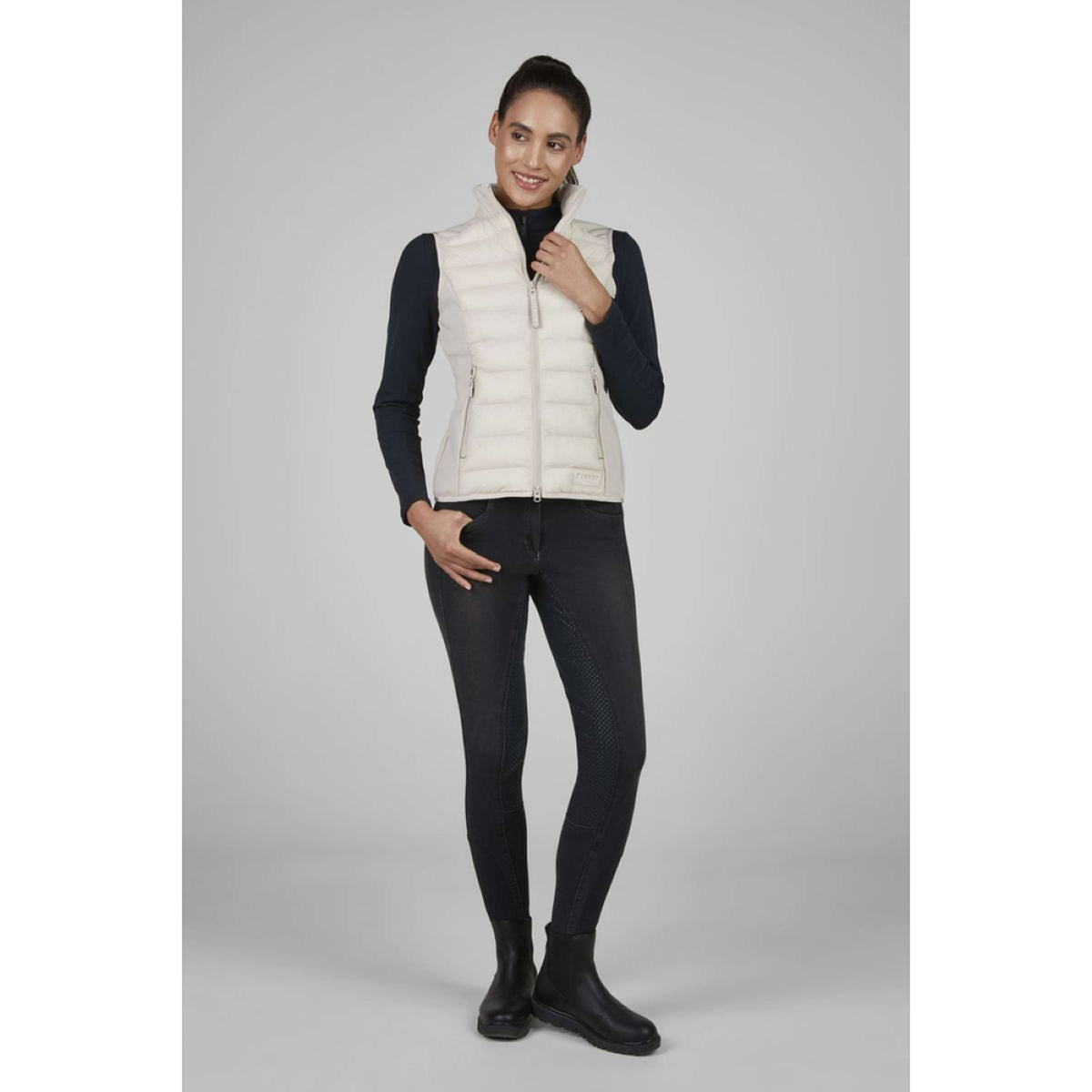 Pikeur Weste Hybrid AW25 Pale Grey