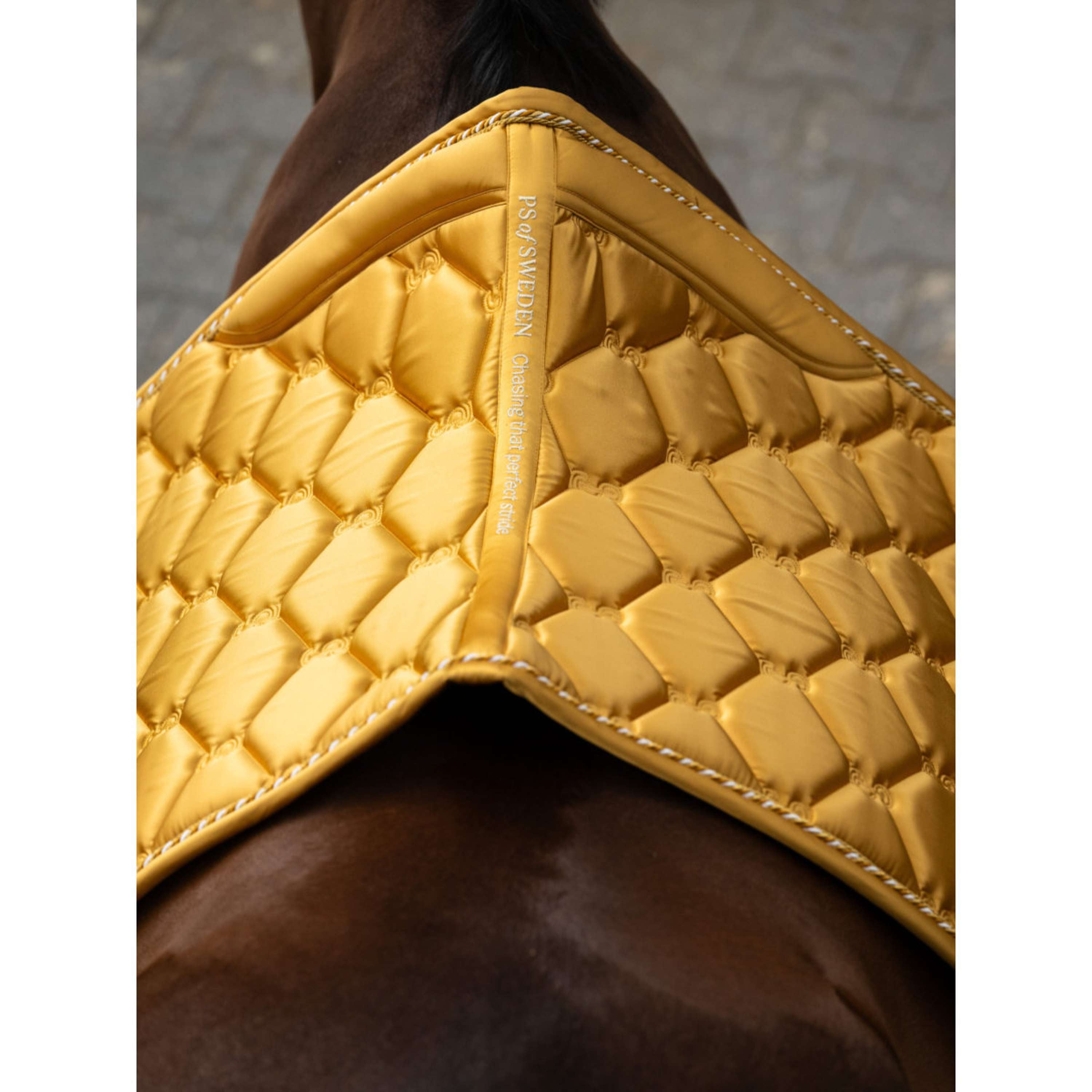 PS of Sweden Schabracke Signature Dressur Old Gold