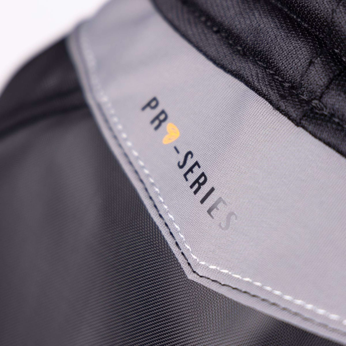 FlyGuard Fliegenmaske Pro Fine Mesh ohne Ohren mit Fransen Jet