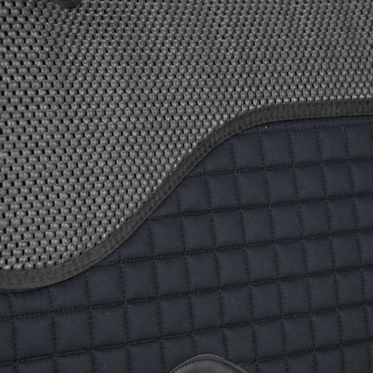 Arma by Shires Schabracke Soft Grip Springen Schwarz