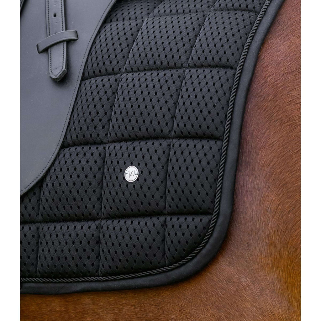 Waldhausen Schabracke Breath Performance Dressur Schwarz