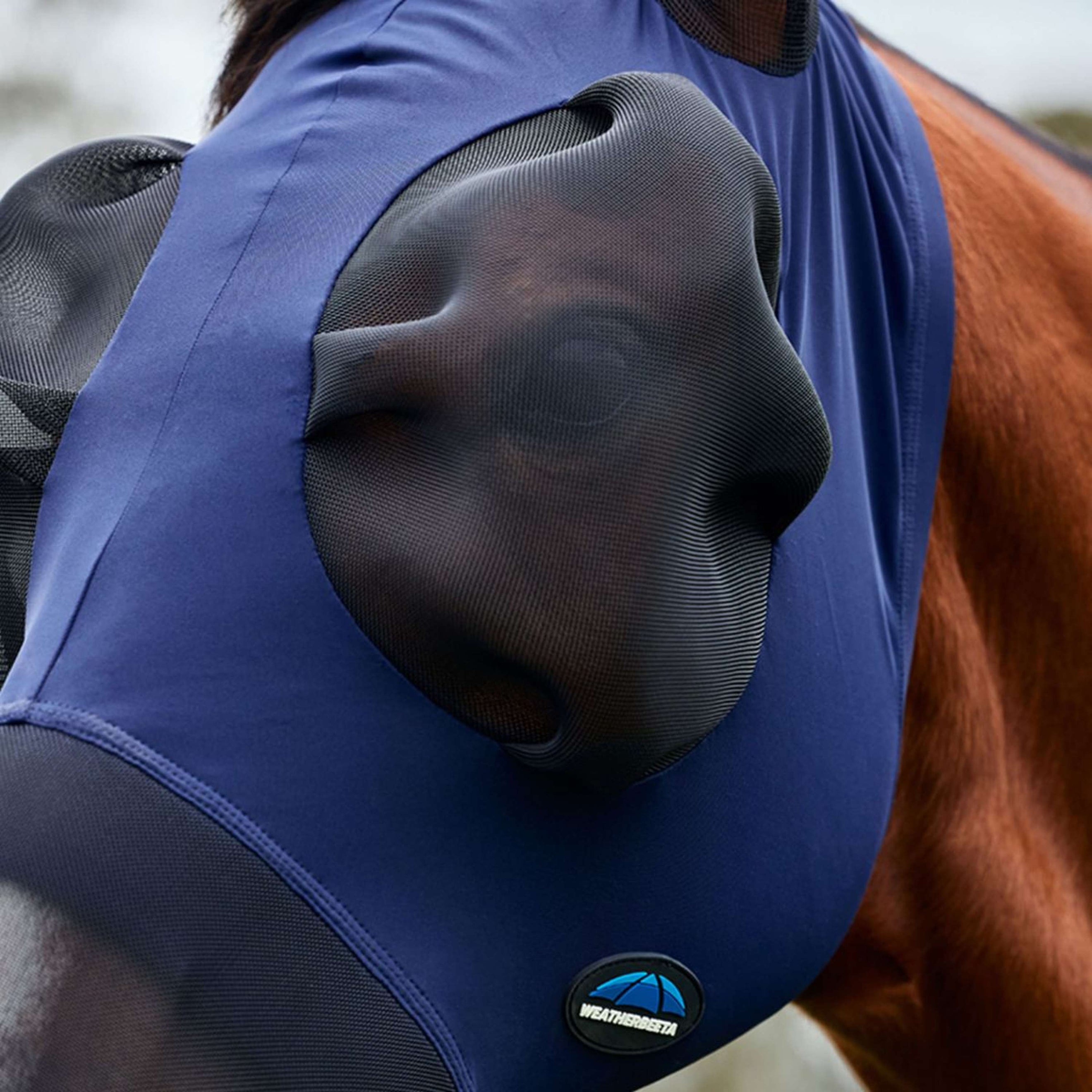 WeatherBeeta Fliegenmaske ComFiTec Luxe Stretch mit Ohren und Nase Navy/Schwarz WeatherBeeta Fliegenmaske ComFiTec Luxe Stretch mit Ohren und Nase Navy/Schwarz
