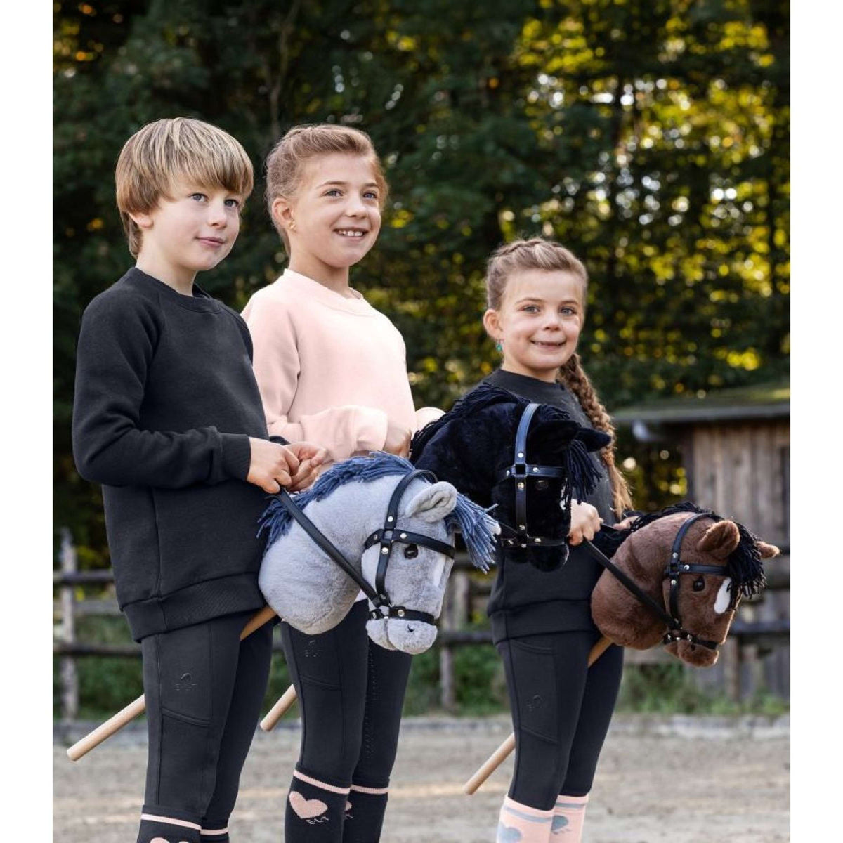Waldhausen Hobby Horse Blacky Schwarz